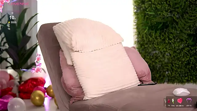 FreyaHeart Chat XXX live