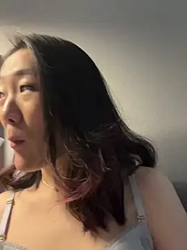 AikoYamada Chat XXX in diretta