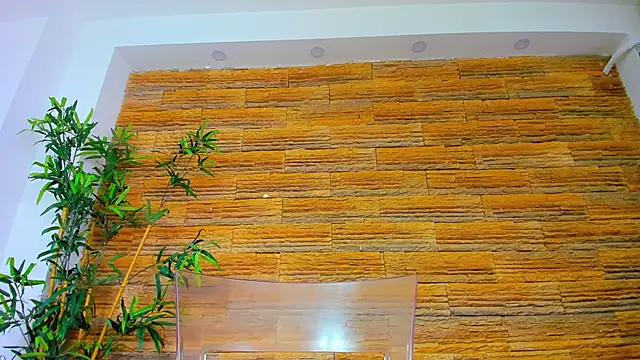 Cupcake_Izzy Adlı Modelin Canlı XXX Sohbeti