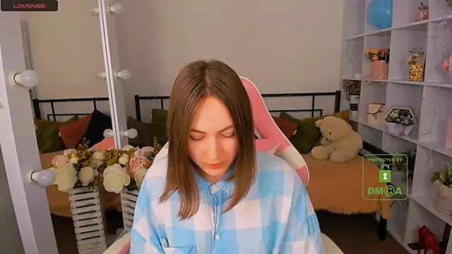 Elma_Lily – Naživo XXX chat