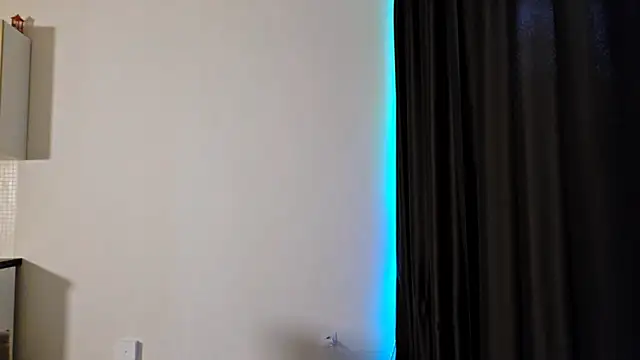 AvelinaSchepp Adlı Modelin Canlı XXX Sohbeti