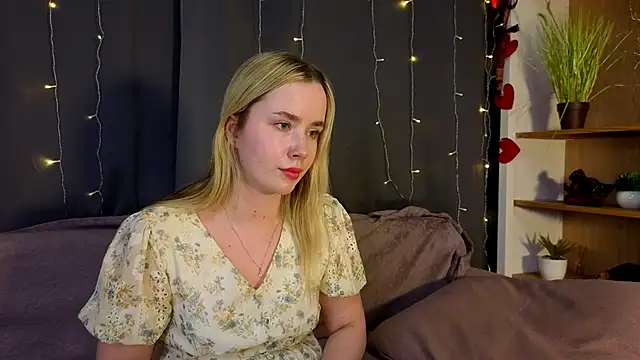 Онлайн чат XXX IvetteLabore