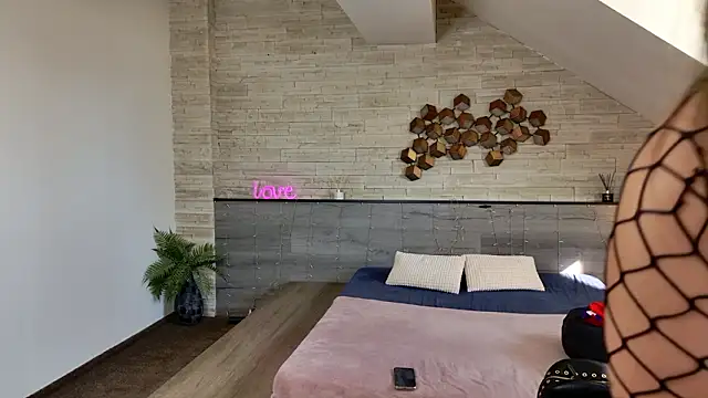 แชท XXX สดของ hornyb33_