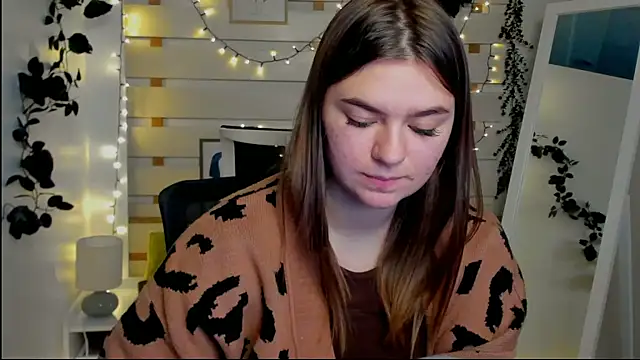 Chat XXX en directo de Josephine_Kiss