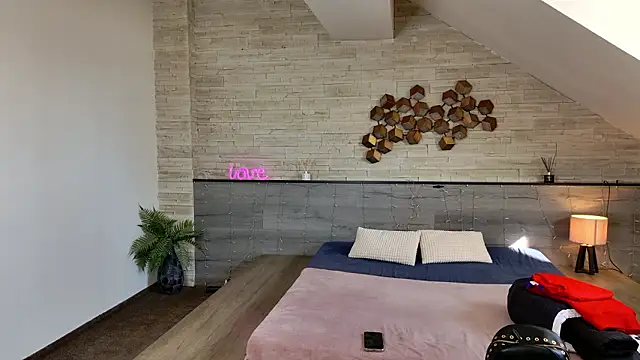 แชท XXX สดของ hornyb33_