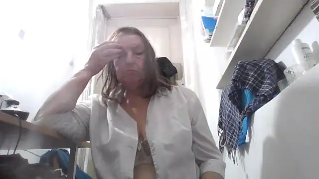 AnnaLive570 – webcam-show