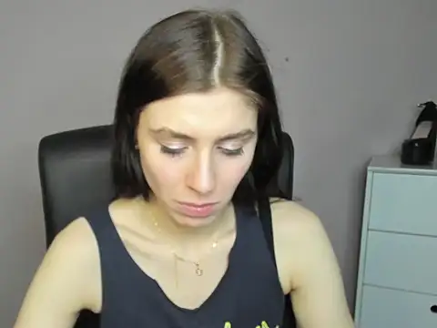 dreamPIA লাইভ XXX চ্যাট