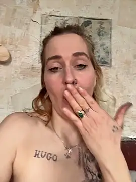 Chat +18 de Jolene_Fuego ao vivo