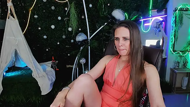 Chat +18 de EmiliaBedy ao vivo