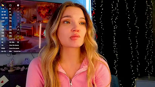 Chat +18 de JulieLupo ao vivo