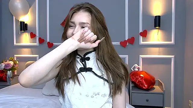 Chat +18 de NatalieCroft ao vivo