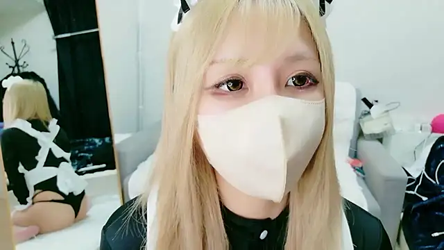 hinapiyo 在線直播表演