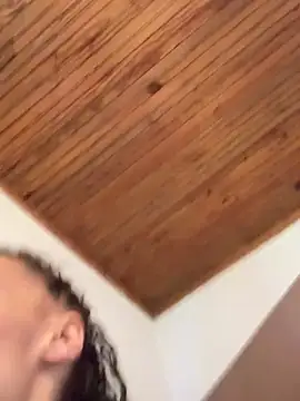 MonChery 在線直播表演