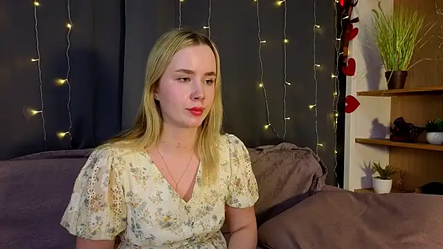 IvetteLabore Chat XXX live