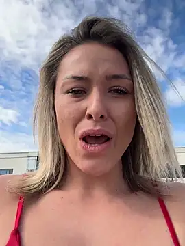 แชท XXX สดของ petrouchkaaa_