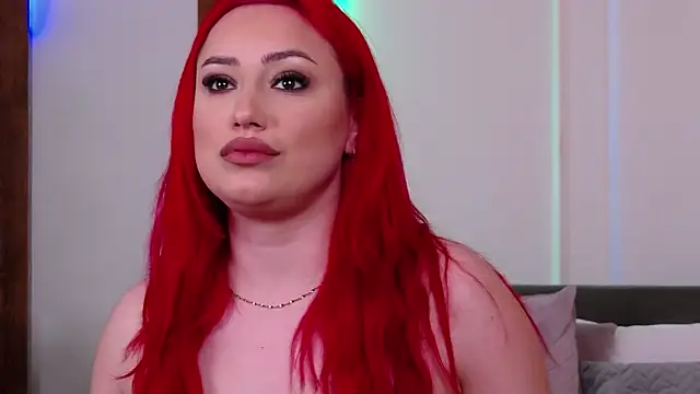 EmyHilton – Naživo XXX chat