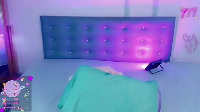 malahya_ élő XXX-chatje