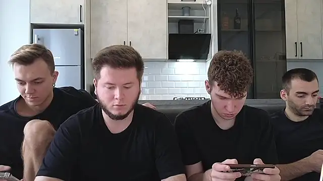 boys_sobolishan Webbikameraesitys