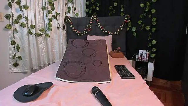 Chatroom XXX en direct de Delilah_85