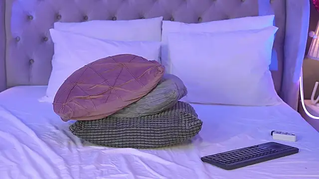 XXX chat uživo modela NovaDiamond