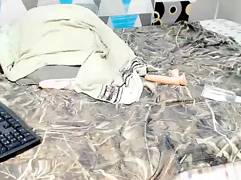 Savannah_Cock Adlı Modelin Web Kamerası Şovu