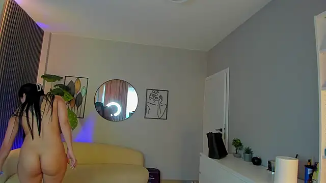 XXX chat uživo modela HottieLillyXXX