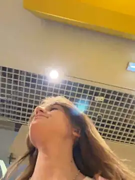 XXX chat uživo modela -AngelAri-