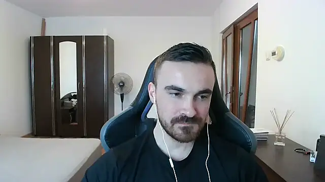 Webkamerová show mu5clemania2