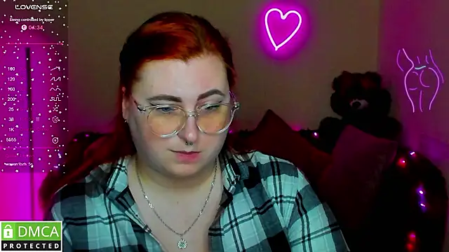 Alicia_love00 élő XXX-chatje