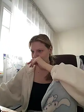 MaryHiggins Adlı Modelin Canlı XXX Sohbeti