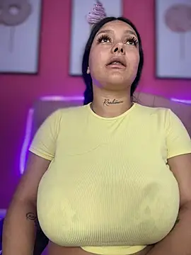 Chat +18 de Miia__Taylor ao vivo