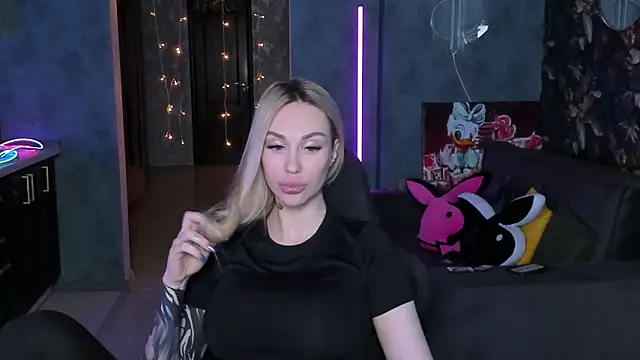 Živý XXX chat Blckmirrorr