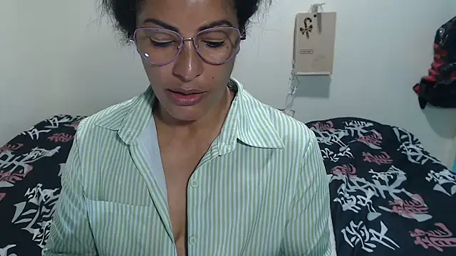 kateleyagrey Chat XXX live