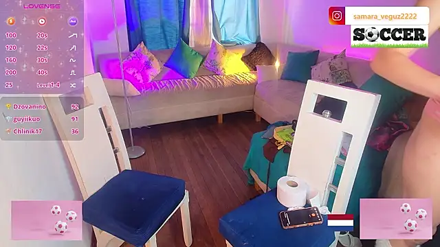 samara_veguz222 Show Webcam