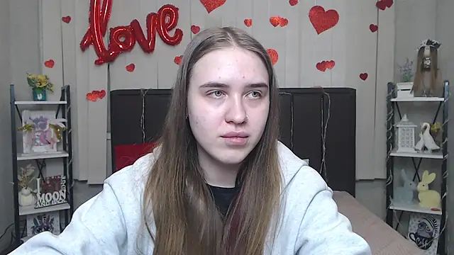 LauraHlotのライブXXXチャット