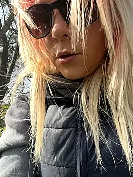 LaRa_forUのライブXXXチャット