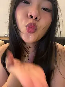 jinawaves Live XXX Chat