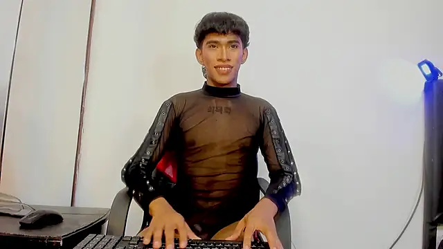 Show de webcam de JERO_TEASE_S7S