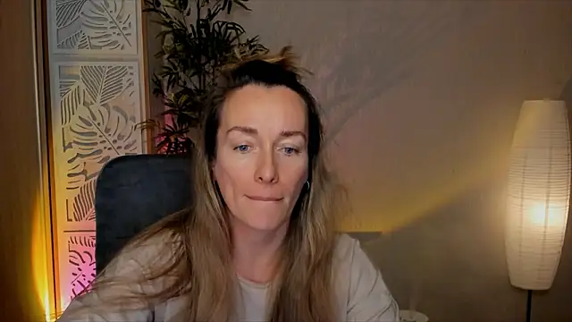 RebeccaMartinez live XXX chat