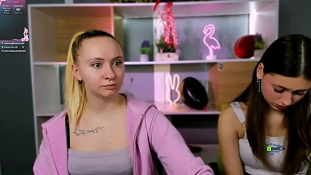 mila_glow1n Webbikameraesitys