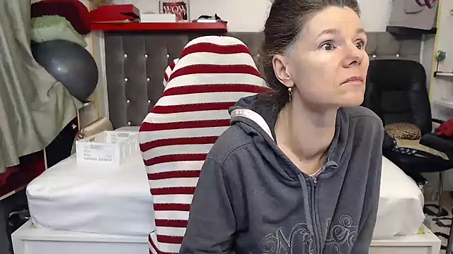 XXX chat uživo modela kellyterapy