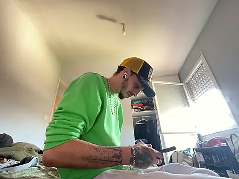 Вебкам-шоу Rebeu313