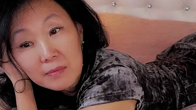 S_andra_ élő XXX-chatje