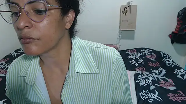 kateleyagrey – Naživo XXX chat