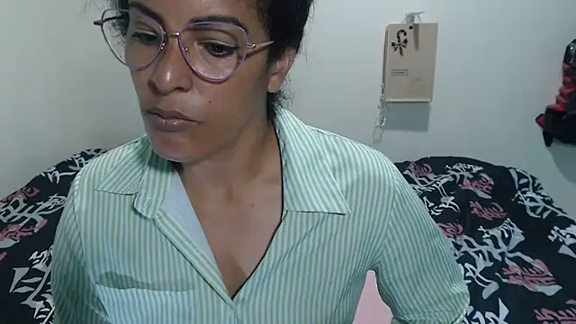 kateleyagrey: απευθείας συνομιλία ΧΧΧ