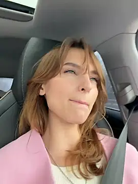 -AngelAri- Chat XXX in diretta