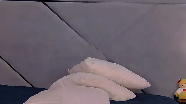 NicoleRosss' Live XXX Chat