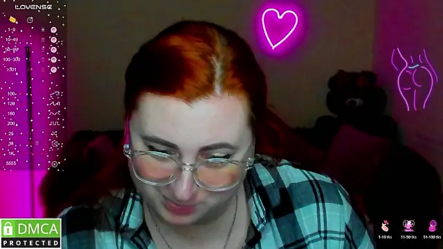 Chat +18 de Alicia_love00 ao vivo