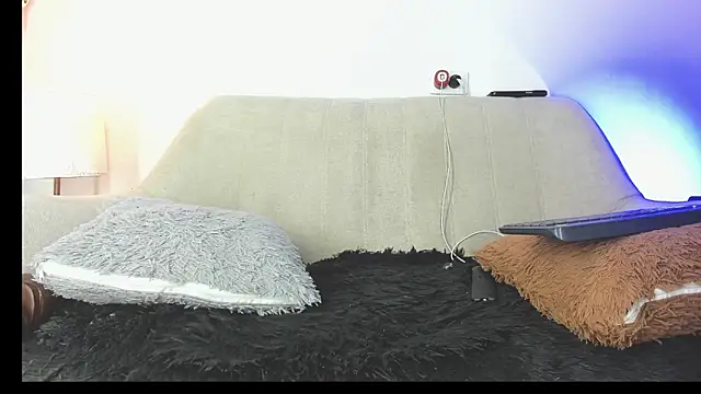 drakomilck1 Chat XXX live