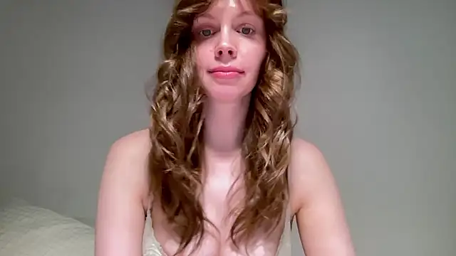 Chat XXX en directo de Nikki_Mimimi